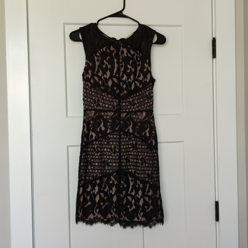 Gianni bini lace dress